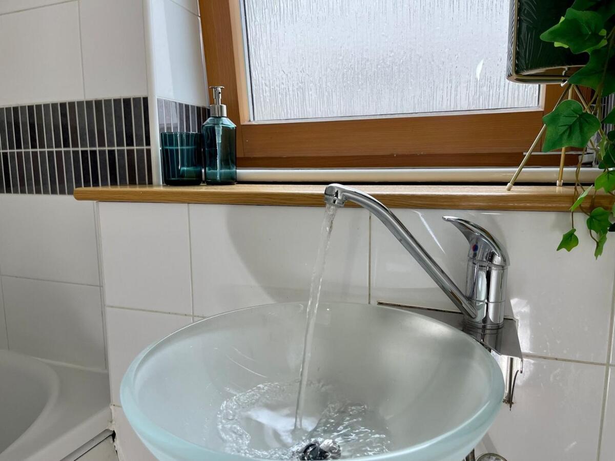 Apartment Cosy, Spacious Flat In Centre With Netflix *